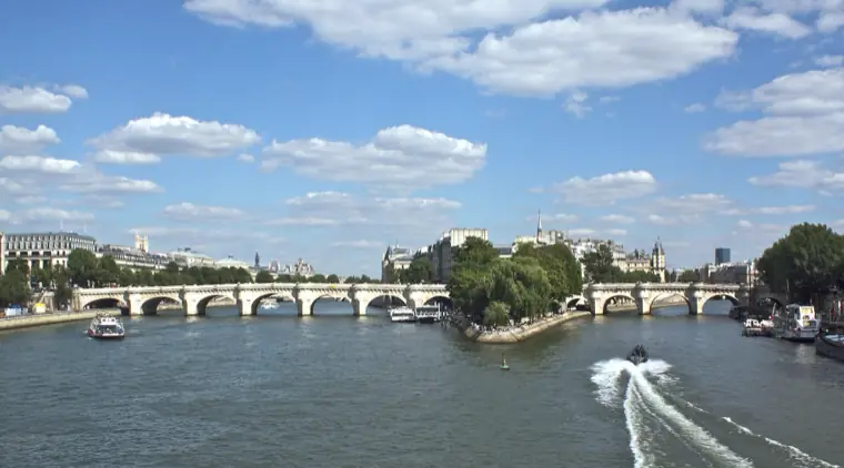 Candados de amor en Paris — Pont Neuf